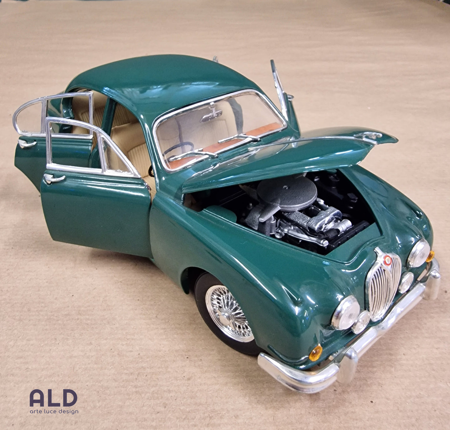 modellino auto scala 1/18 jaguar mack II del 1959 modellini da collezione maisto