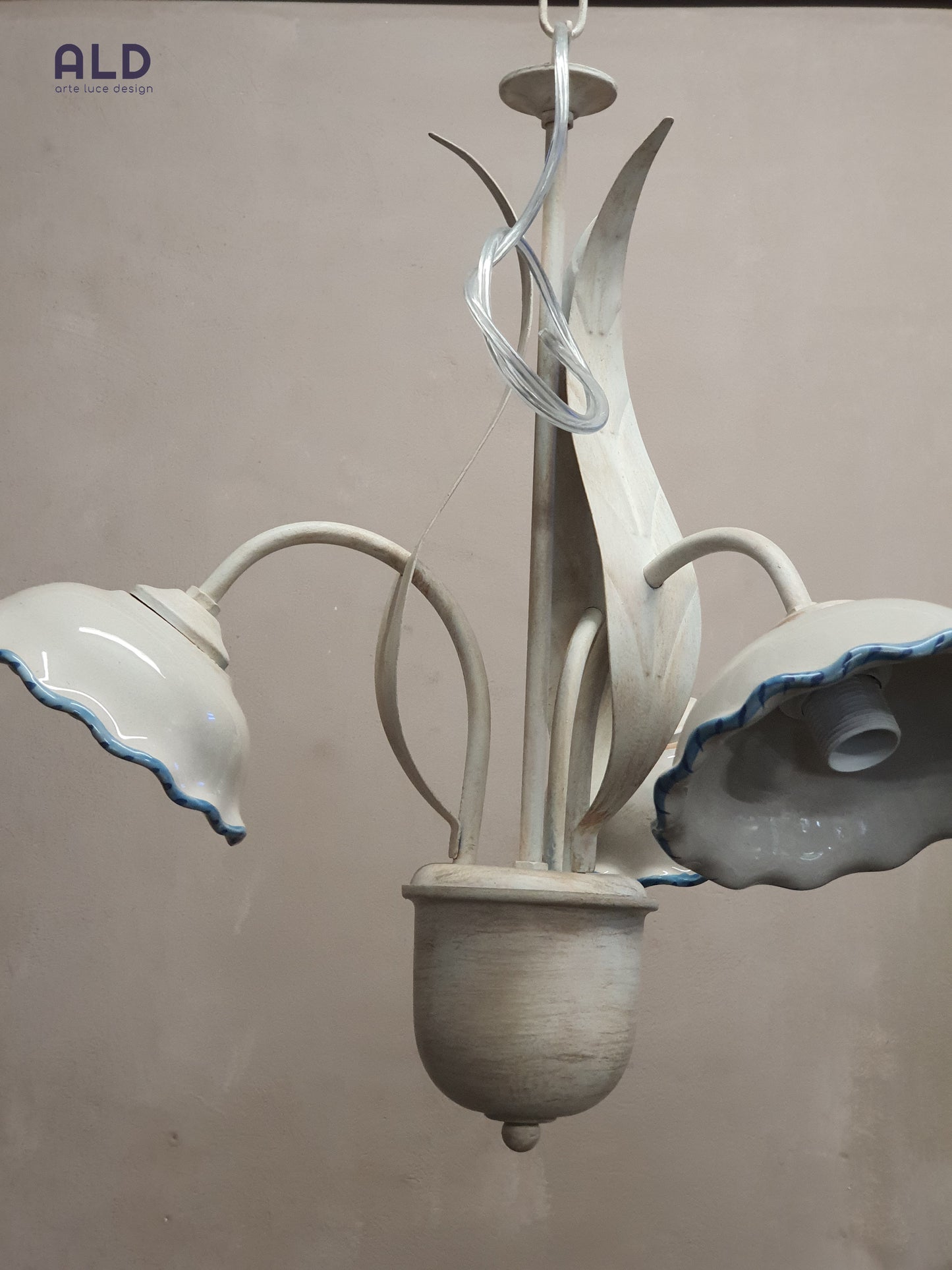 Lampadario shabby in ferro battuto per bagno cameretta ingresso 3 luci e14