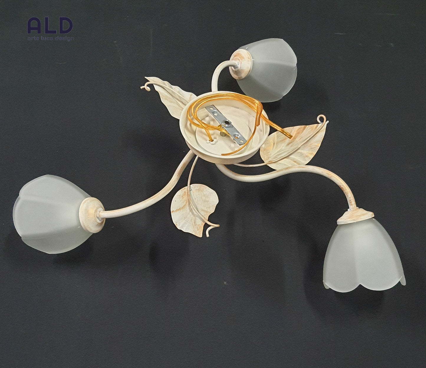 Plafoniera classica in ferro battuto avorio e oro lampada a soffitto 3 luci e14