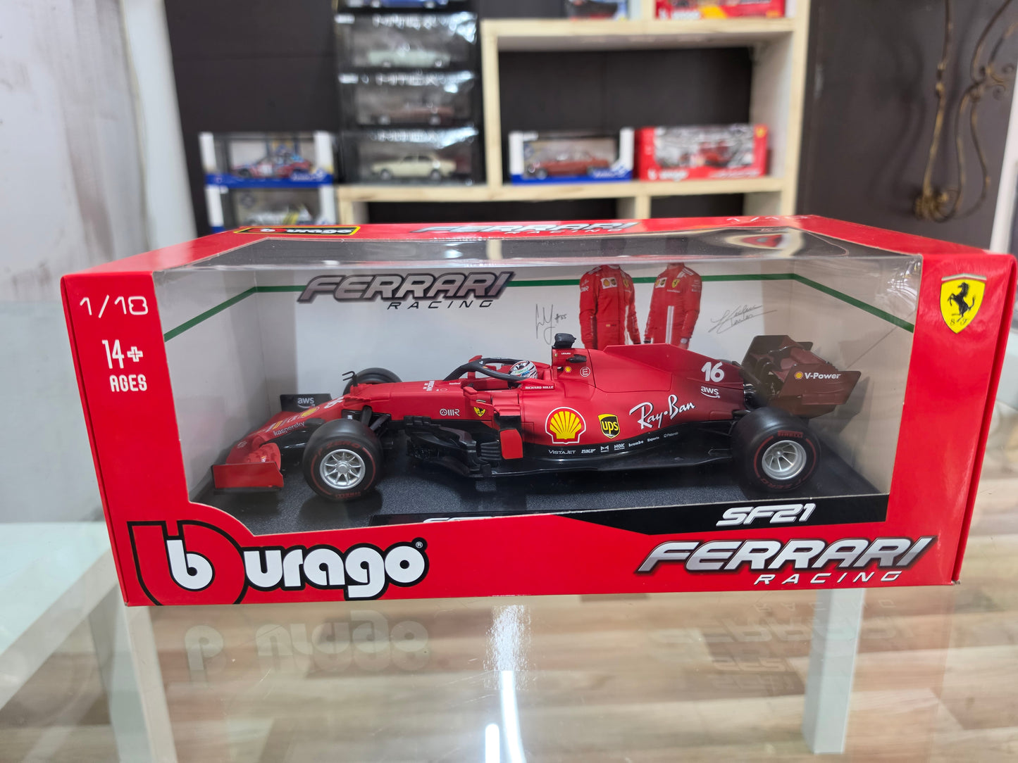 modellino auto da corsa scala 1/18 Ferrari racing F21 Bburago Leclerc Formula 1