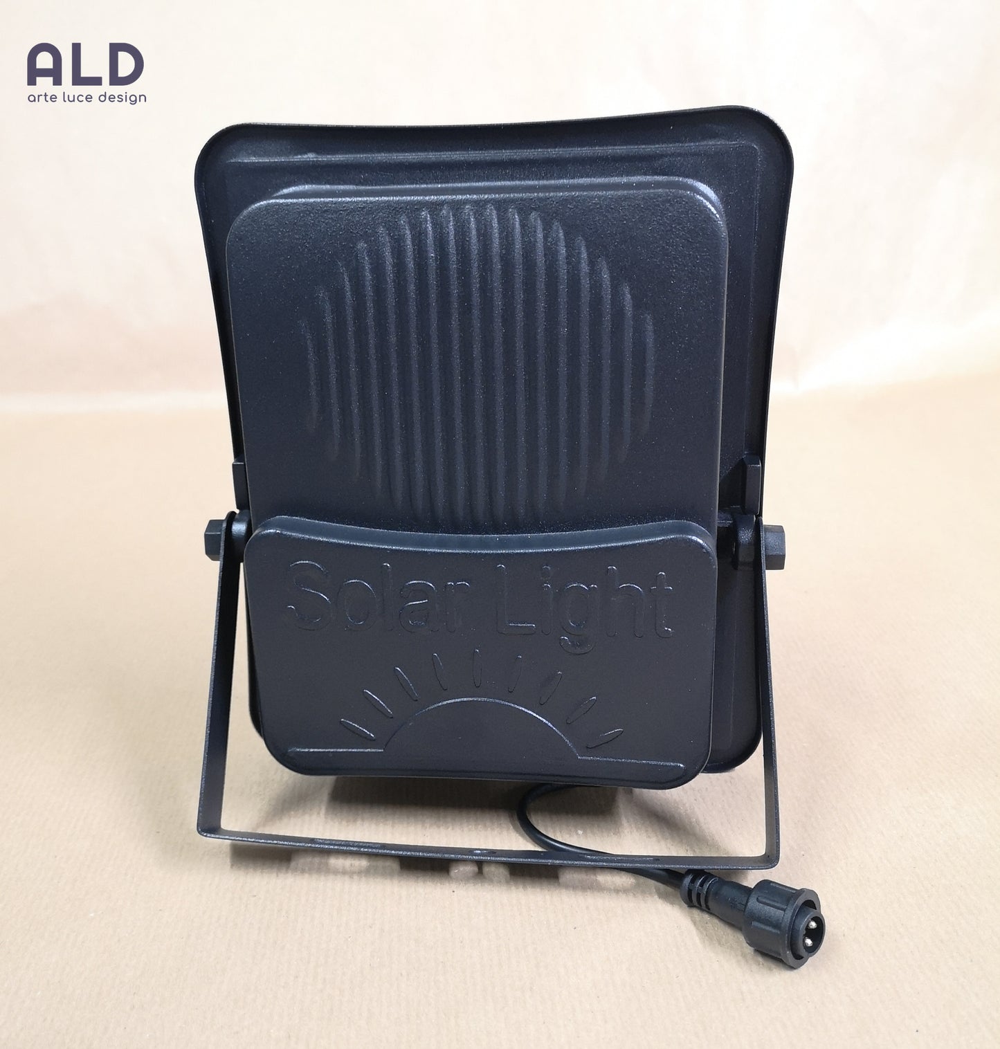 Faretto solare a led lampada a parete antipioggia per giardino 50w IP65 6500k