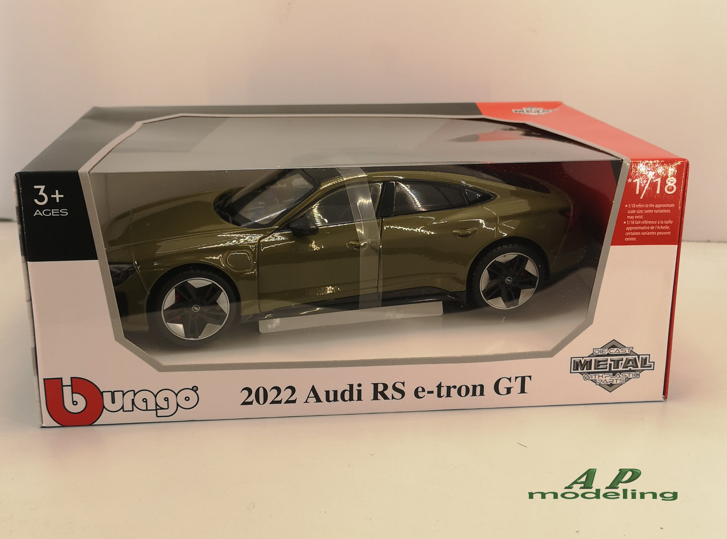 modellino auto scala 1/18 audi RS e-tron GT del 2022 modellini da collezione