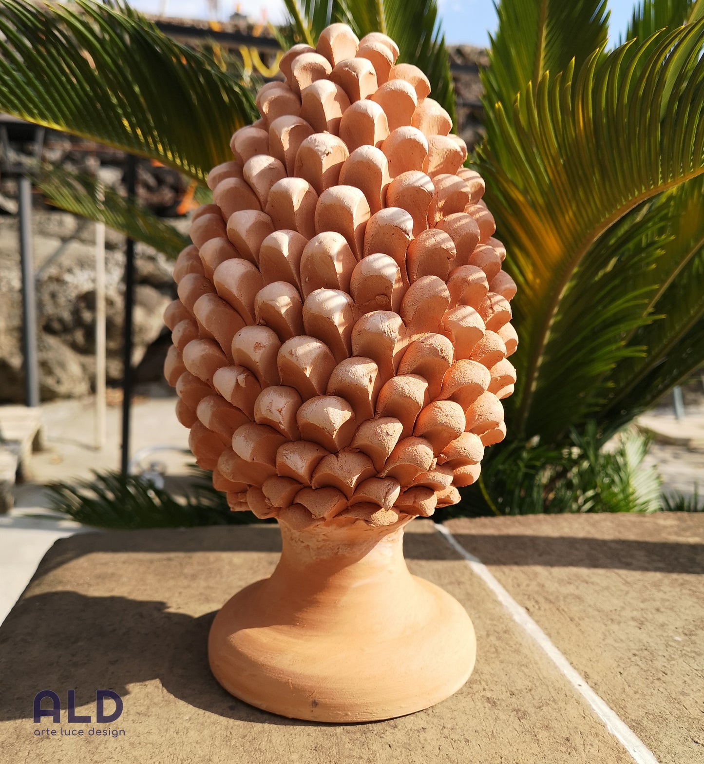 Pigna in terracotta siciliana soprammobile da giardino portafortuna arredamento