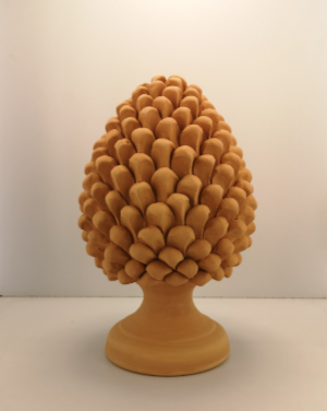 pigna siciliana in terracotta grezza da arredamento soprammobile portafortuna