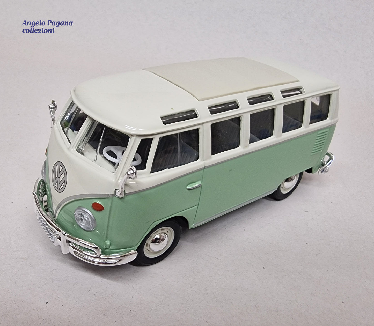 modellino fugone vintage Volkswagen van samba vw t1 scala 1:25 modellini 1/24