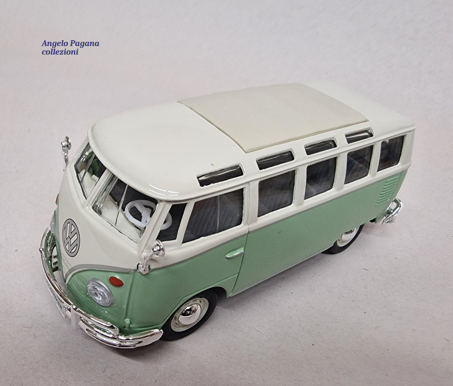 modellino fugone vintage Volkswagen van samba vw t1 scala 1:25 modellini 1/24