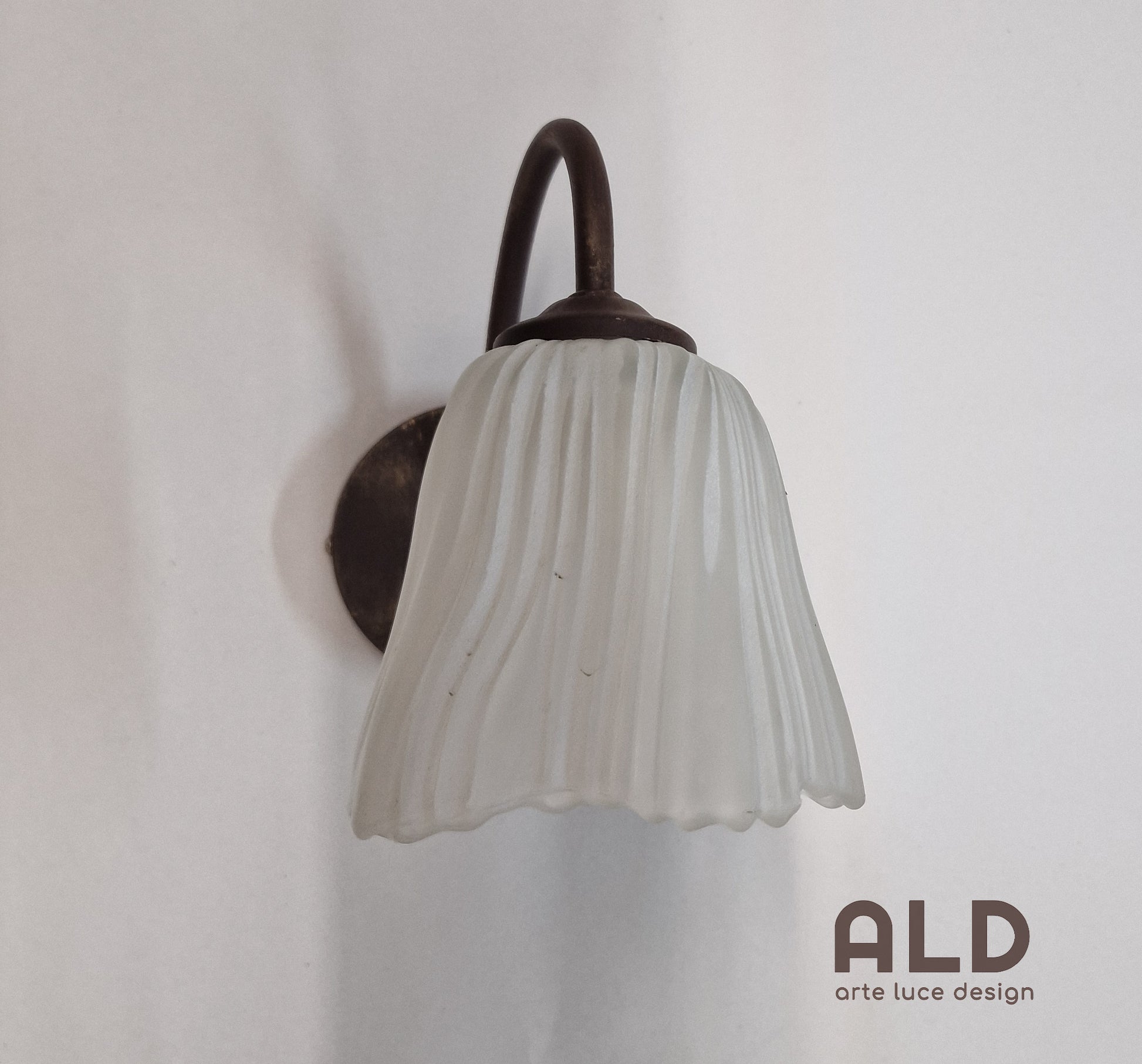 Applique bagno lampada da parete a muro corridoio bagno specchio ingre –  arte e luce designers