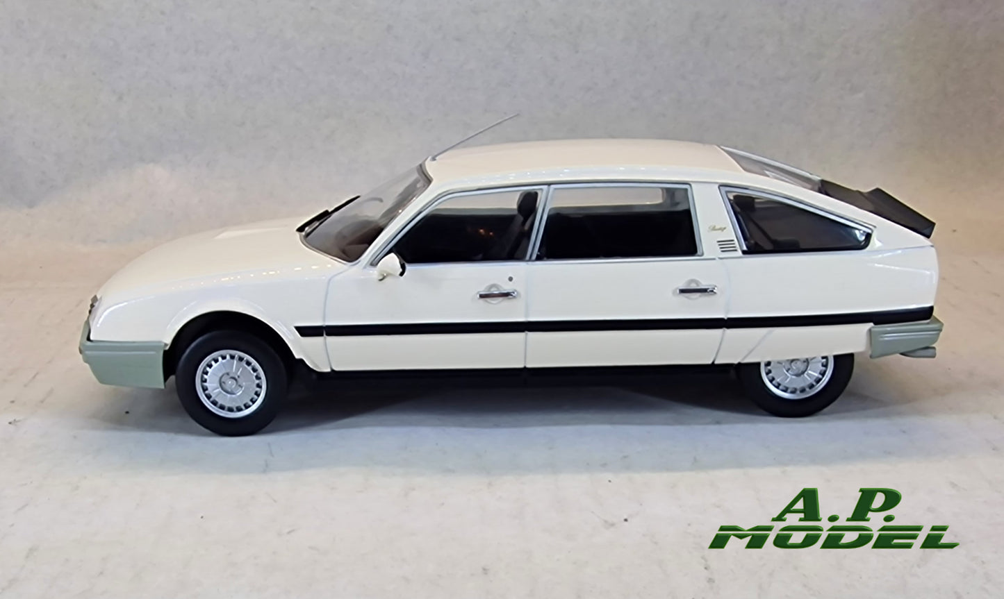 modellino auto 1:24 Citroen cx 2500 prestige phase 2 del 1986 macchinine vintage