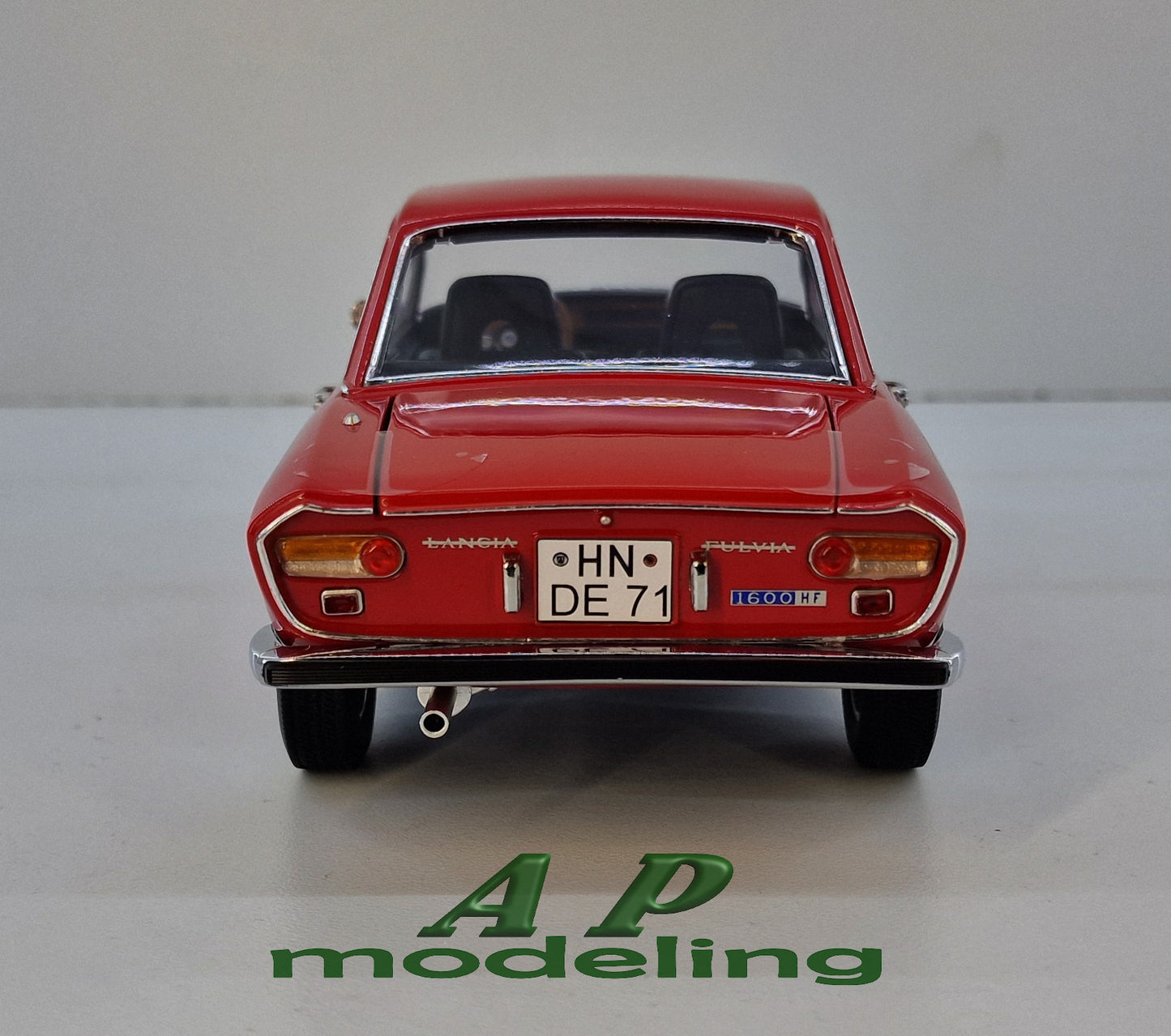 modellino auto 1:18 lancia fulvia HF 1600 lusso del 1971 limited edition norev