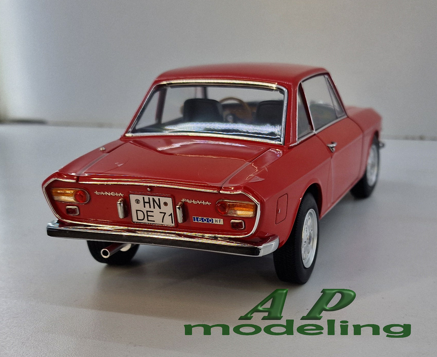 modellino auto 1:18 lancia fulvia HF 1600 lusso del 1971 limited edition norev