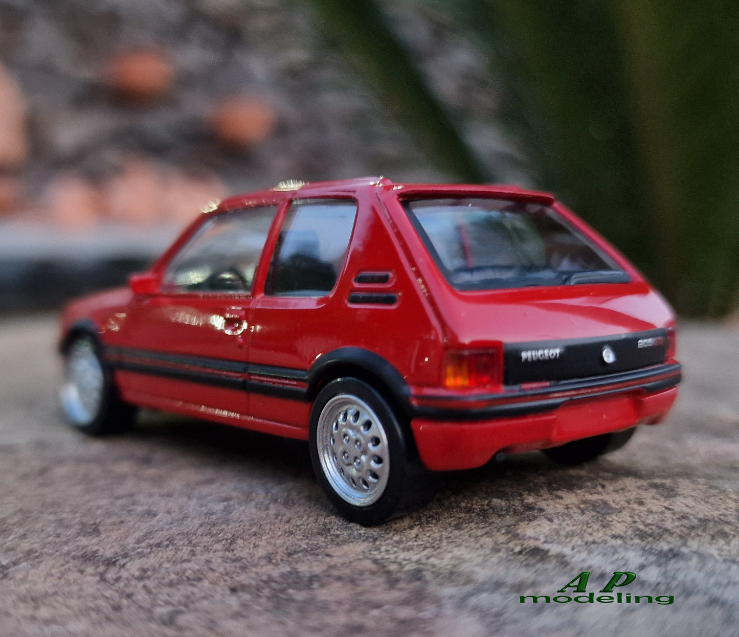 modellino auto 1:43 Peugeot 205 1.6 GTI macchinine da collezione della norev