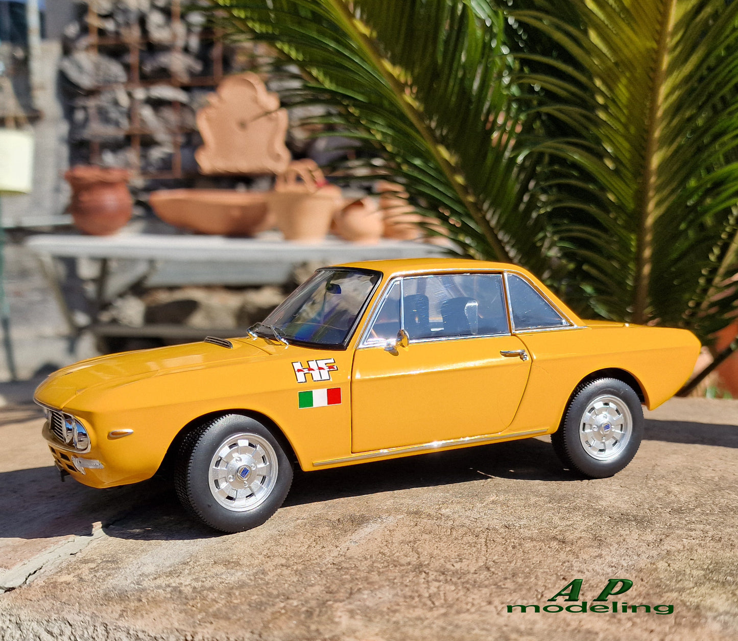 modellino auto 1:18 lancia fulvia HF 1600 del 1971 orange limited edition norev