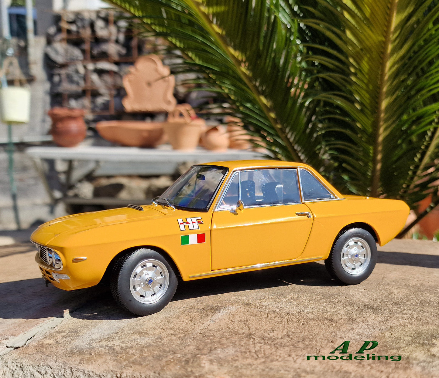 modellino auto 1:18 lancia fulvia HF 1600 del 1971 orange limited edition norev