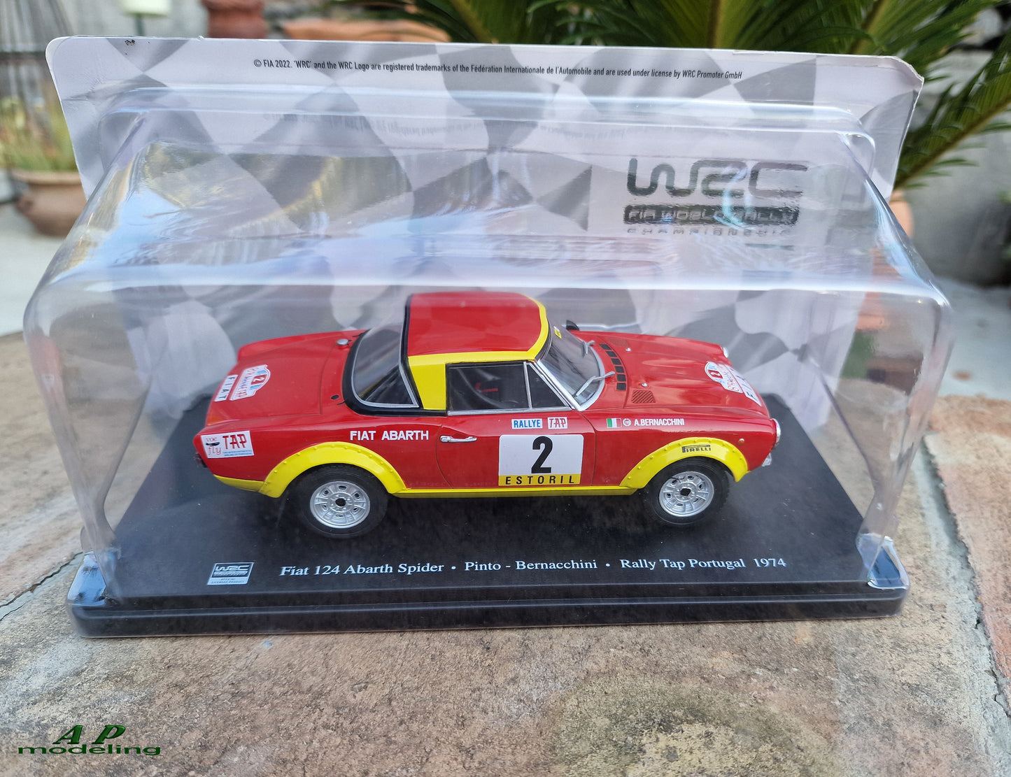 modellino auto scala 1/24 fiat 124 Abarth spider da rally del 1974 modellini