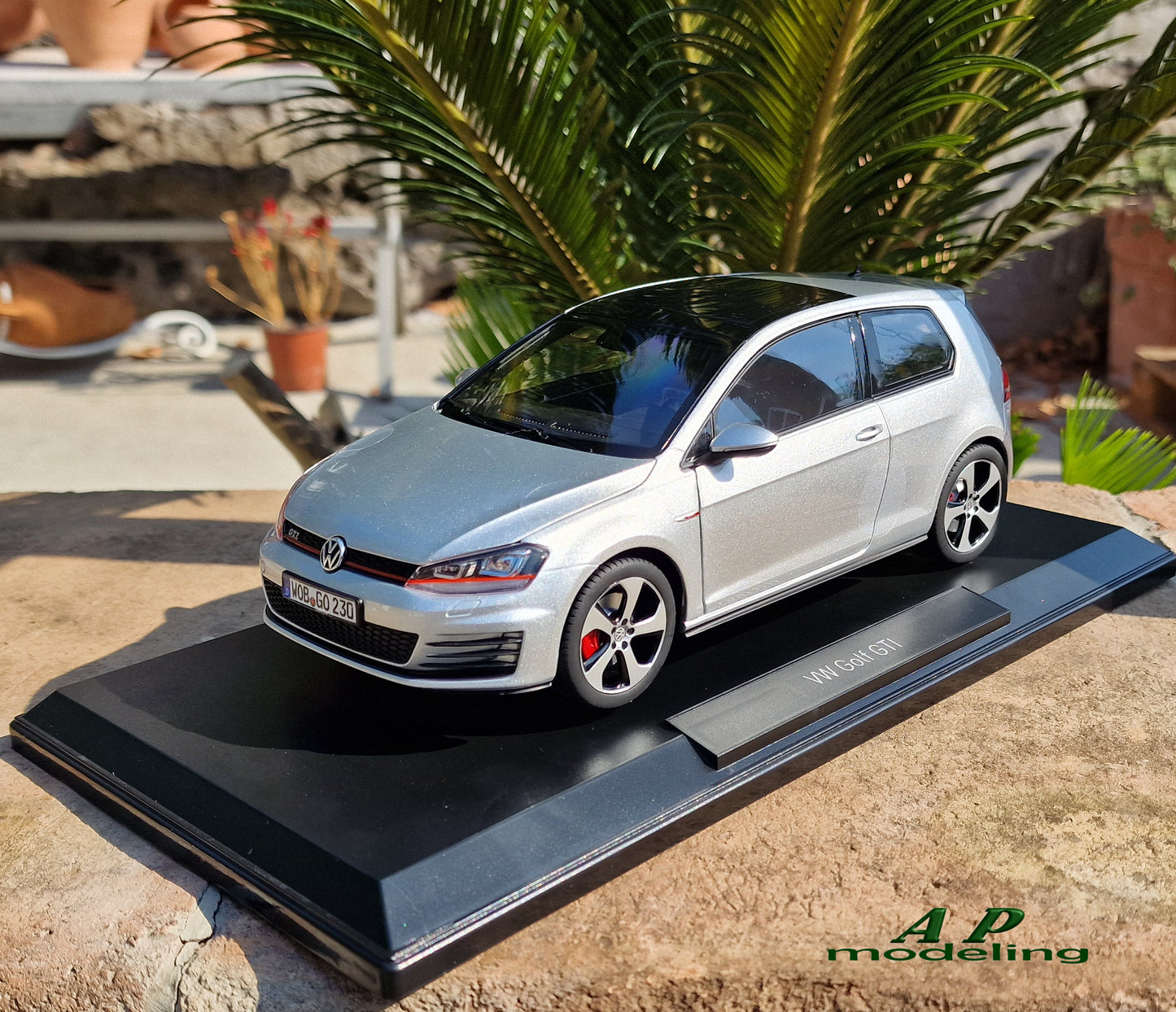 modellino auto 1/18 Volkswagen golf 7 gti del 2013 VII modellini vw norev