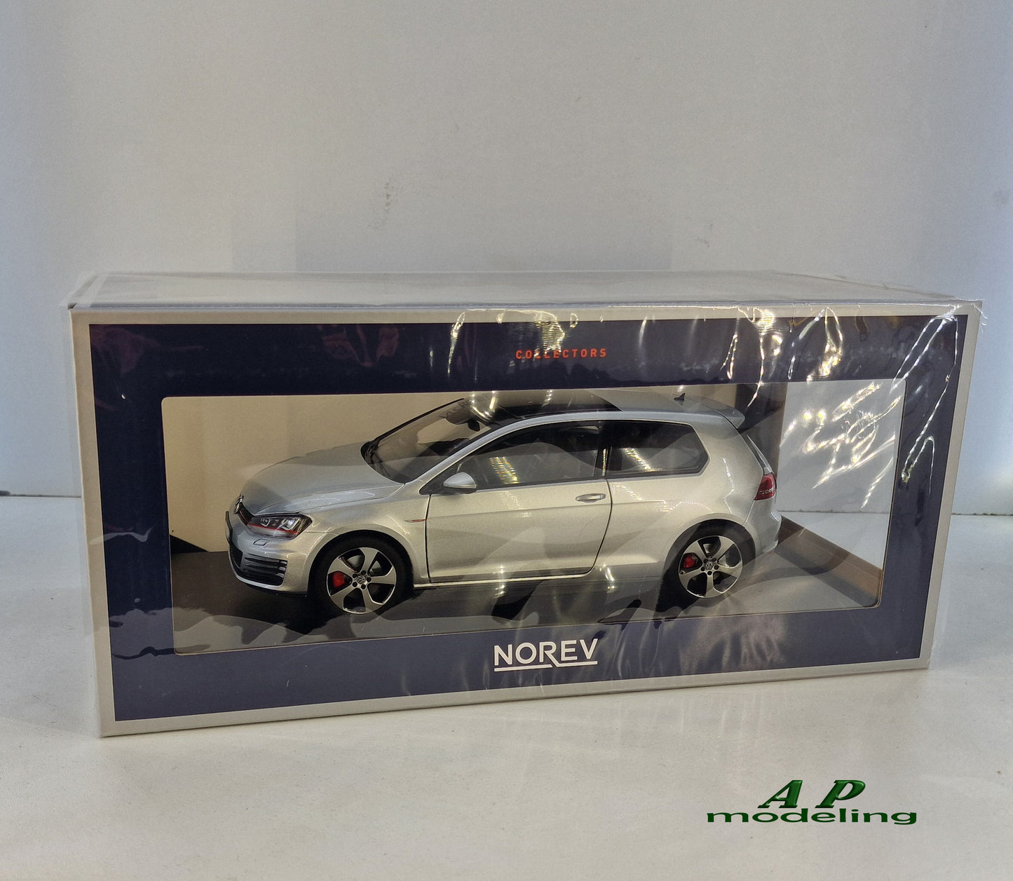 modellino auto 1/18 Volkswagen golf 7 gti del 2013 VII modellini vw norev