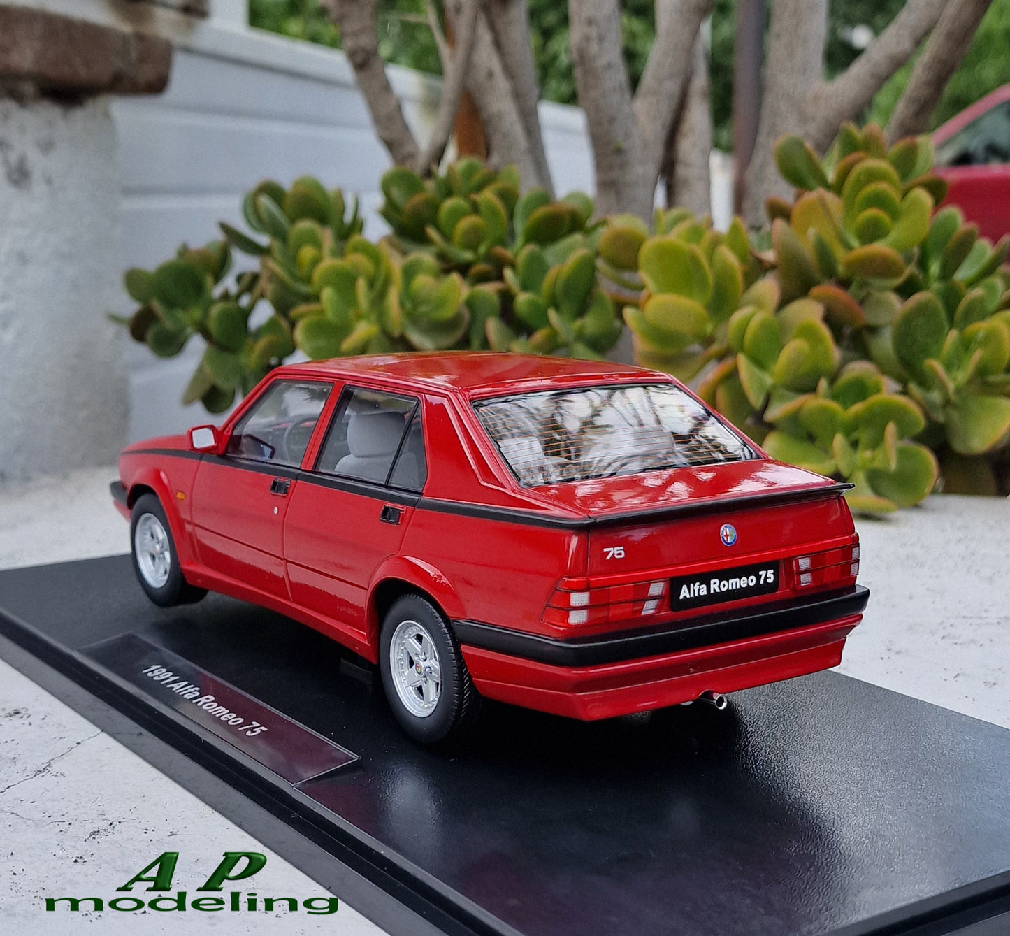 modellino auto scala 1/18 alfa romeo 75 modellini da collezione diecast