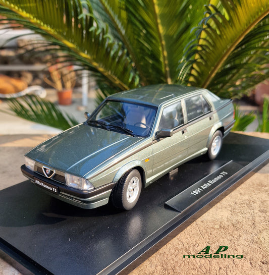 modellino auto scala 1/18 alfa romeo 75 modellini da collezione diecast G