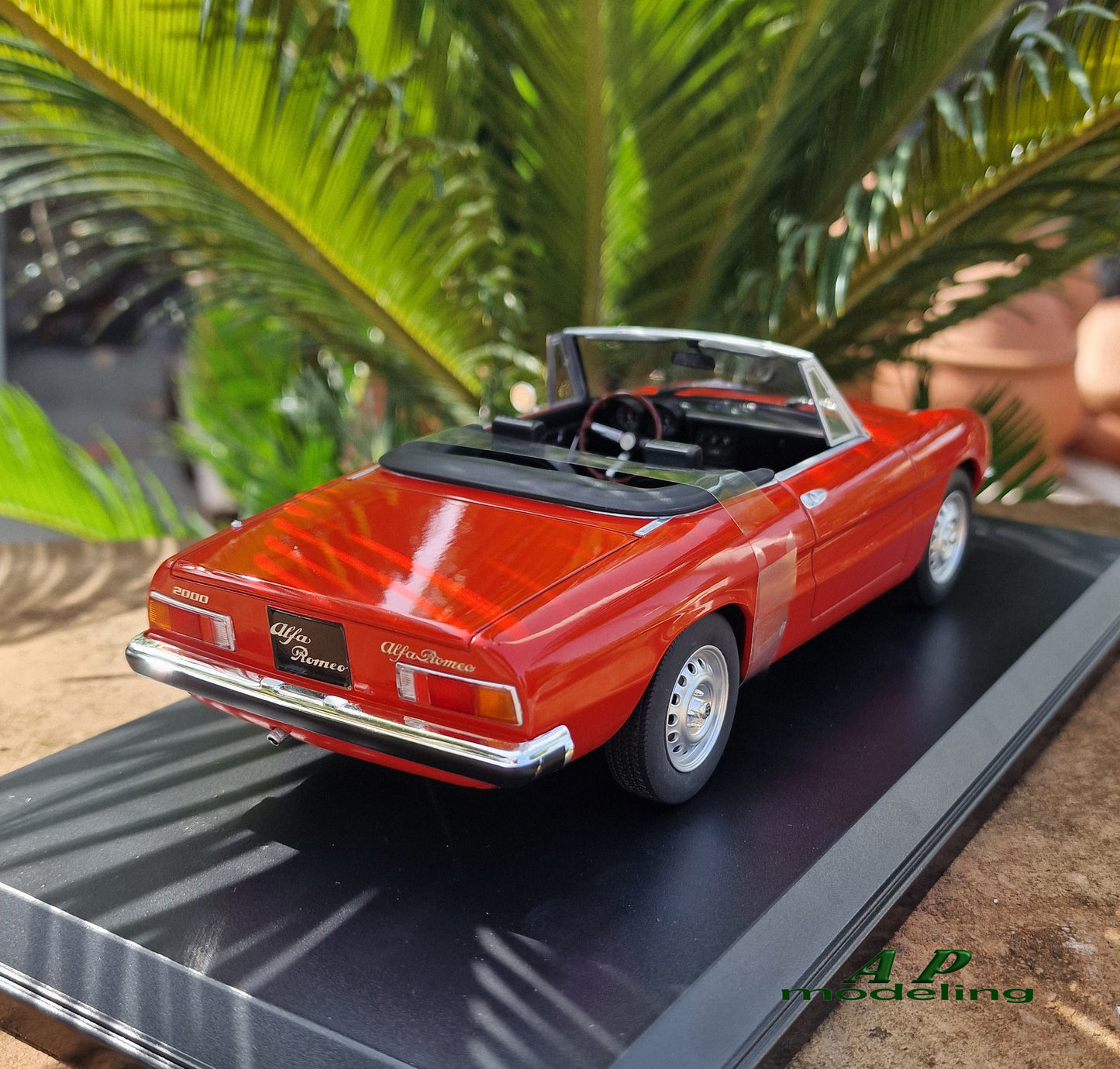 modellino auto 1:18 Alfa Romeo duetto 2000 spider del 1978 della Norev diecast L