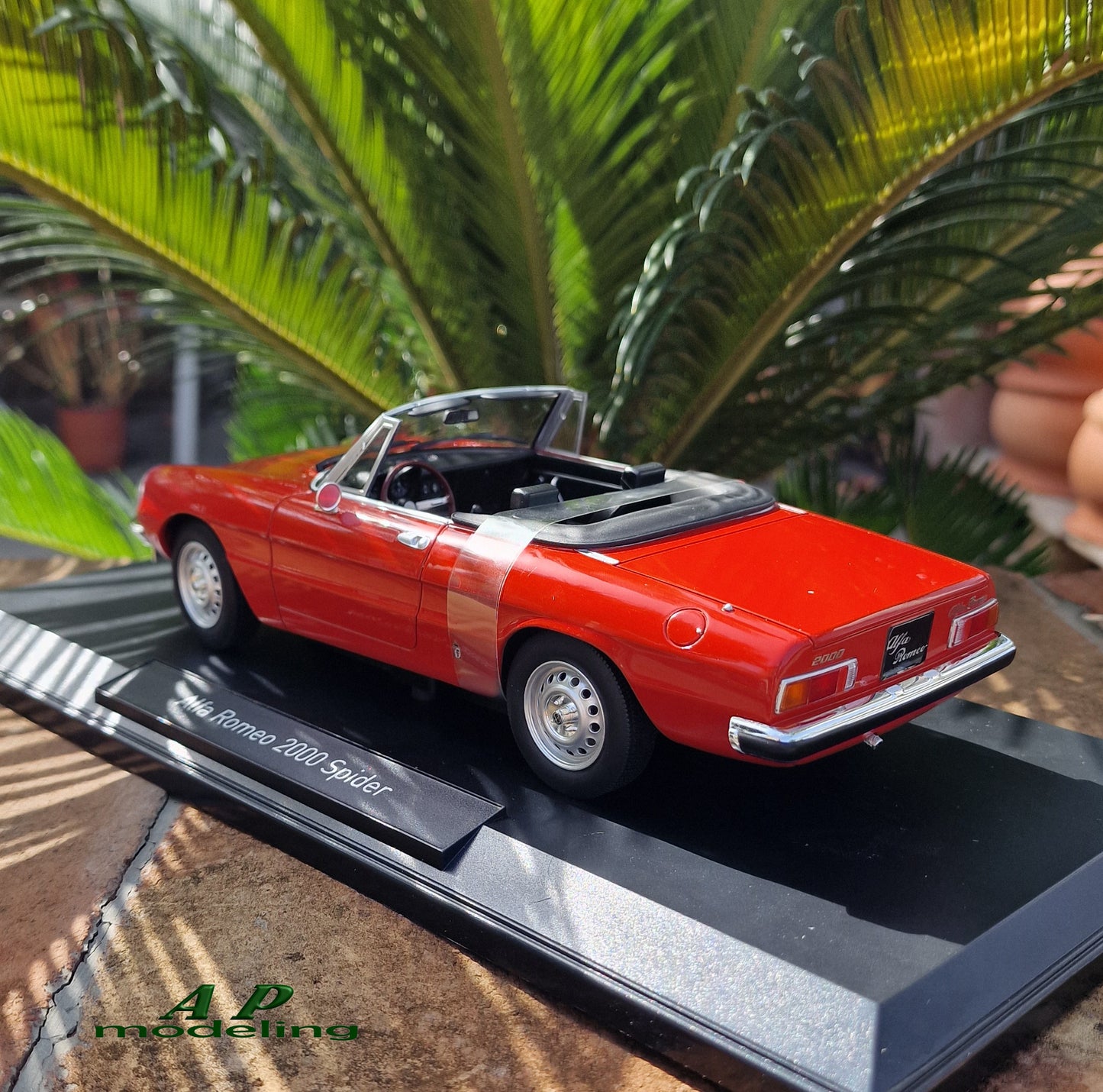 modellino auto 1:18 Alfa Romeo duetto 2000 spider del 1978 della Norev diecast L