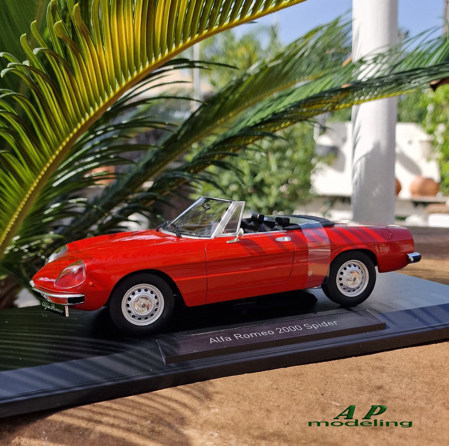 modellino auto 1:18 Alfa Romeo duetto 2000 spider del 1978 della Norev diecast L