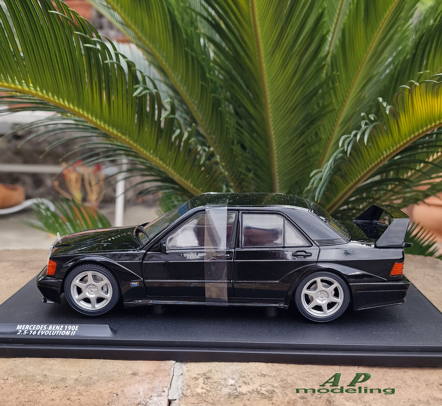 modellino auto 1/18 Mercedes Benz 190 E 2.5 - 16 evolution II modellini diecast