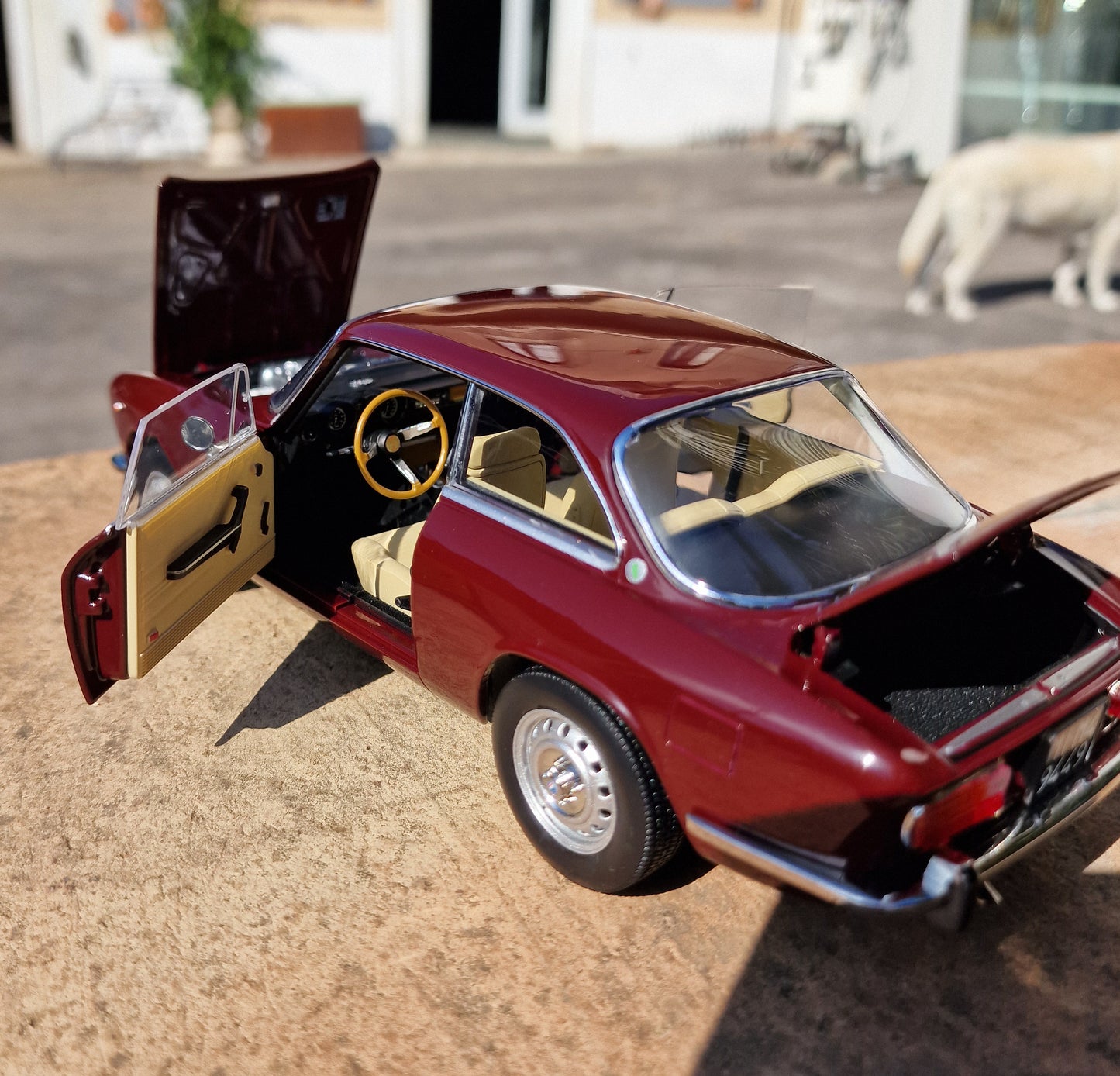 modellino auto 1/18 alfa romeo GTv 2000 modellini GT da collezione norev diecast