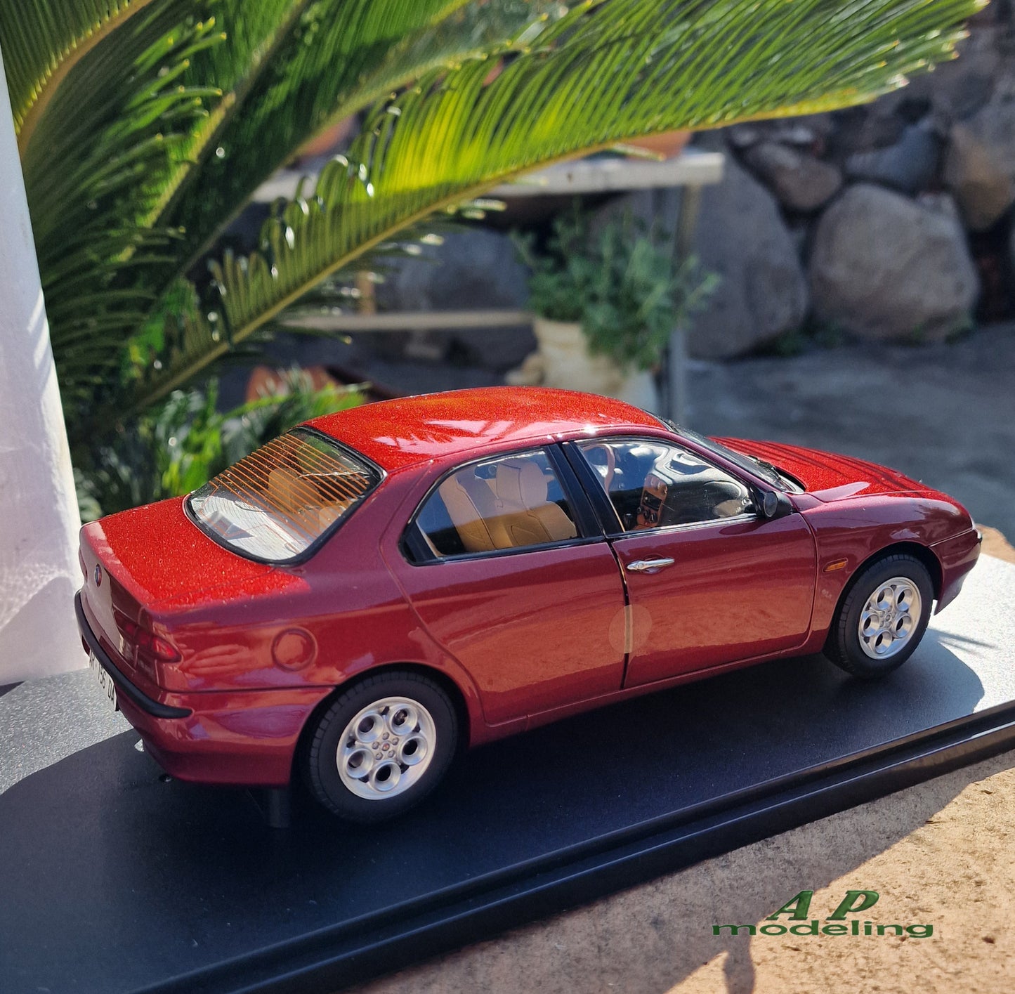 modellino auto scala 1/18 alfa romeo 156 2.5 V6 24V del 1997 modellini die cast