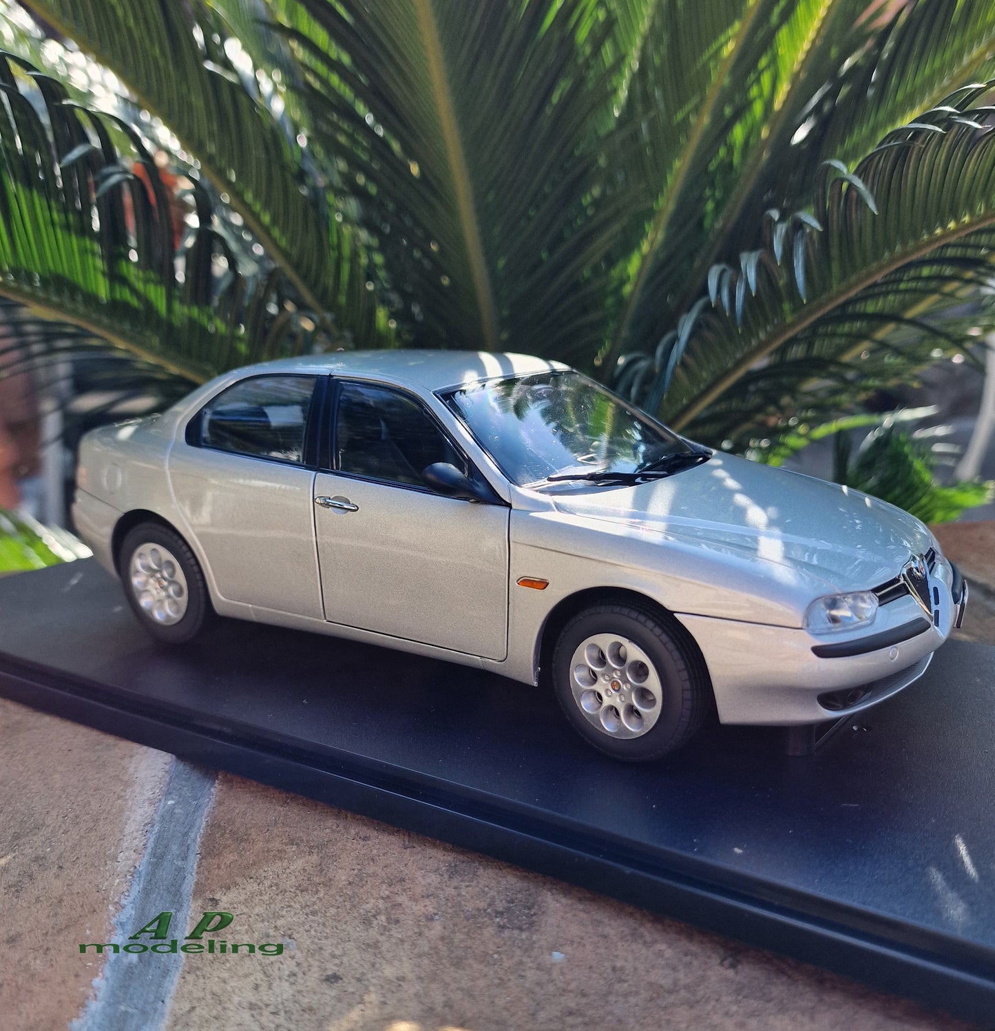 modellino auto 1/18 alfa romeo 156 2.0 TWIN SPARK del 1997 macchinine die cast