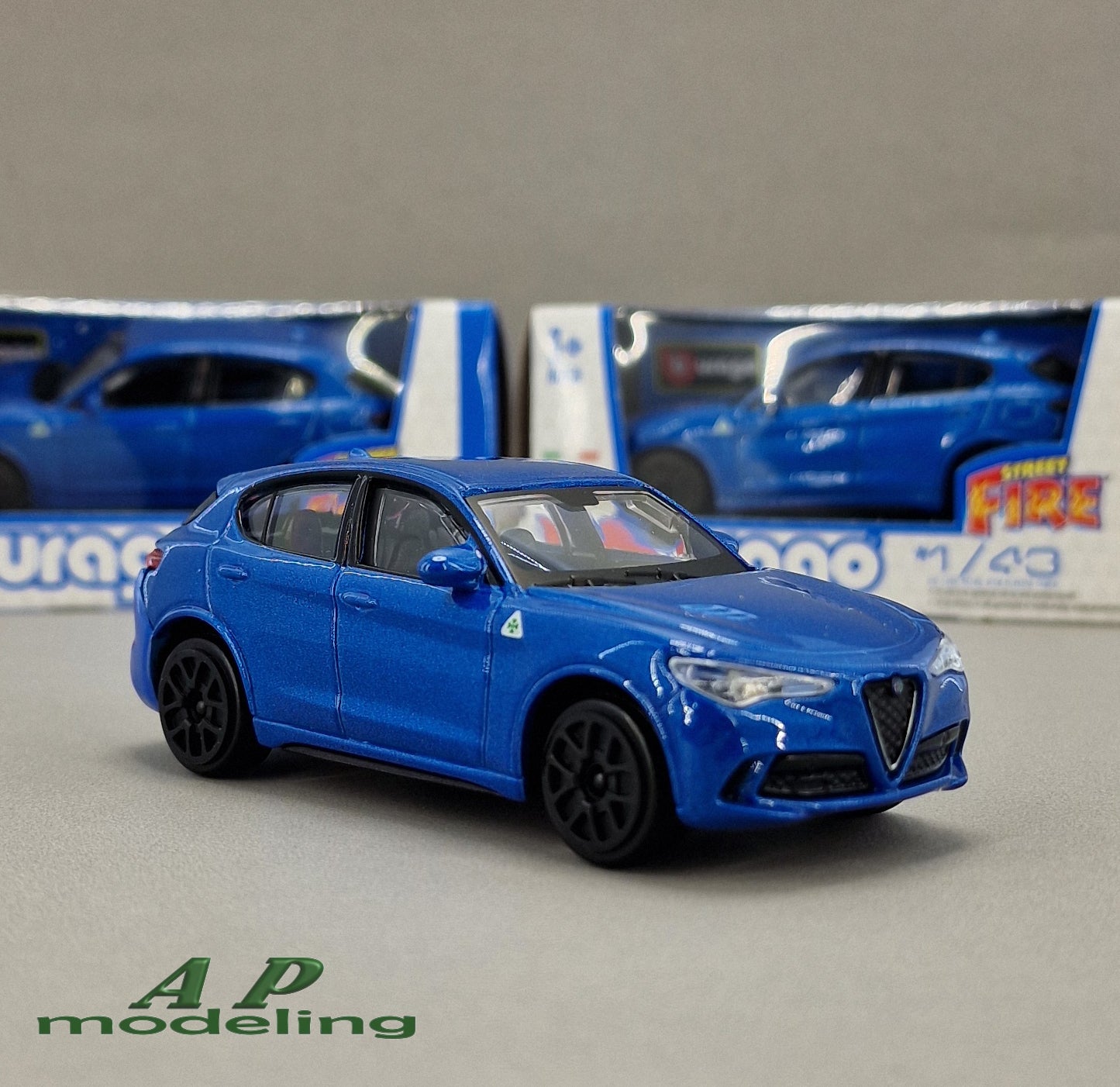 modellino auto 1:43 alfa romeo stelvio macchinina da collezione della bburago