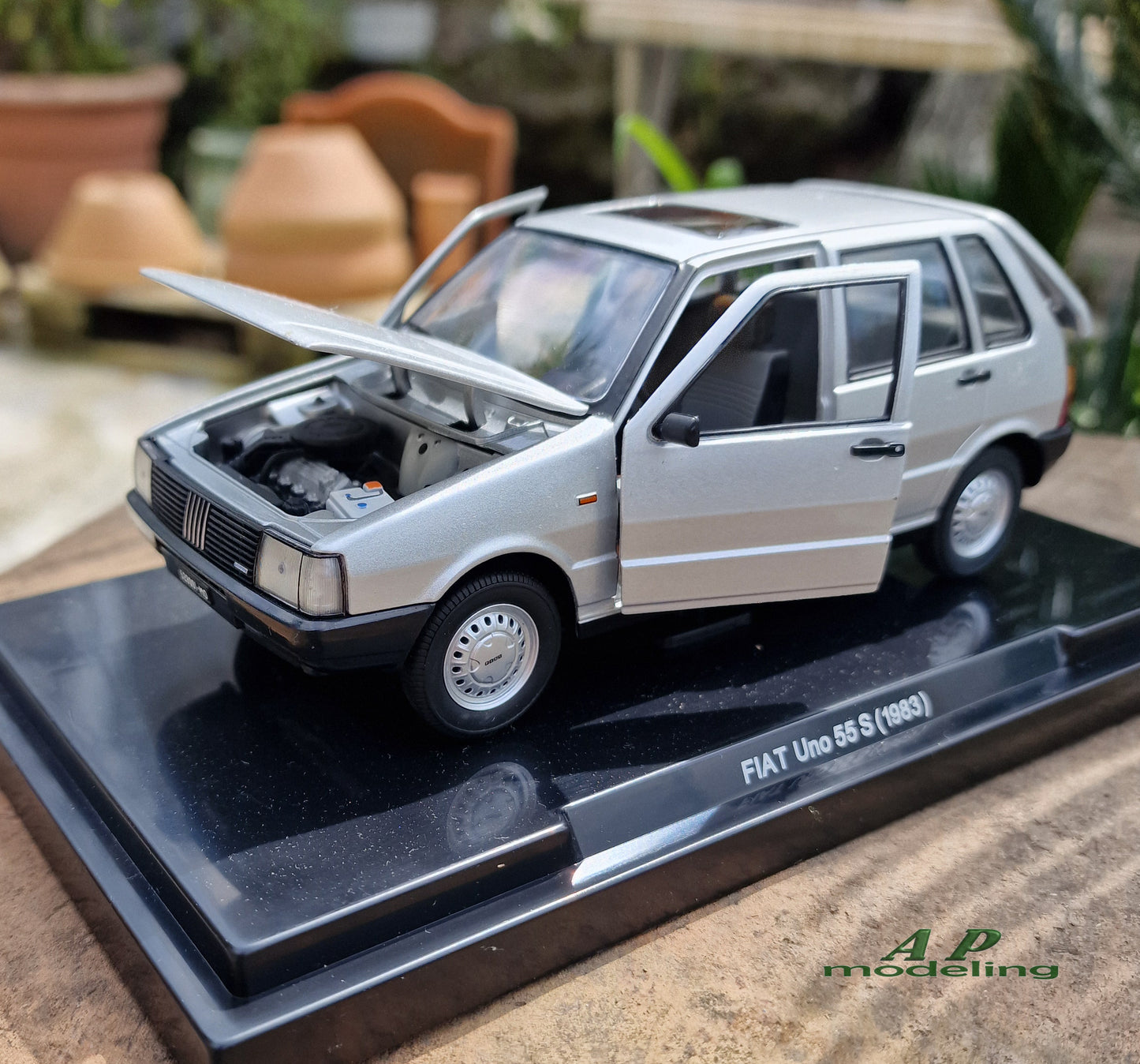 modellino auto scala 1/24 fiat uno 55 S modellini da collezione die cast usato