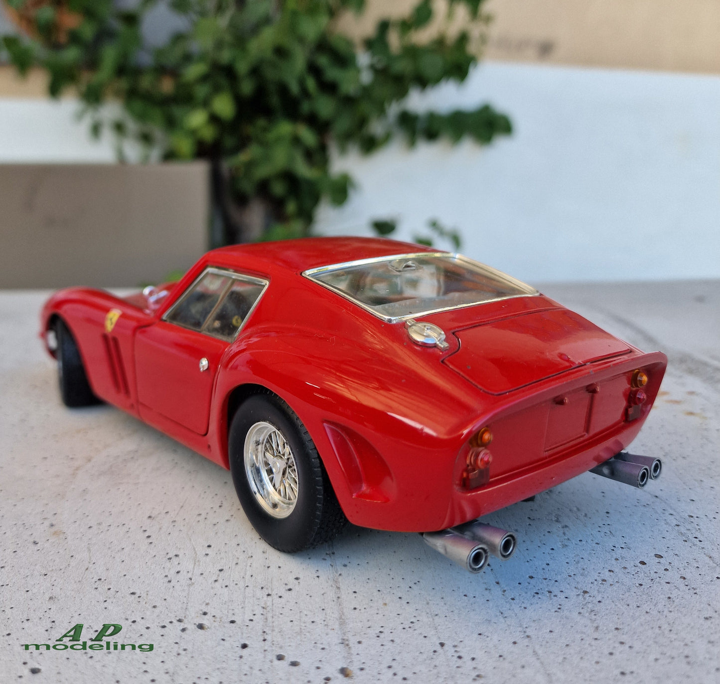 modellino auto scala 1/18 ferrari 250 gto della hot wheels macchinina vintage