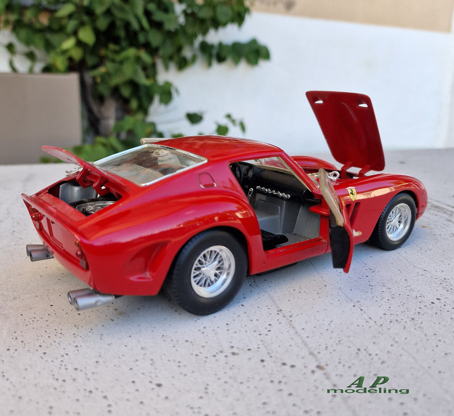 modellino auto scala 1/18 ferrari 250 gto della hot wheels macchinina vintage