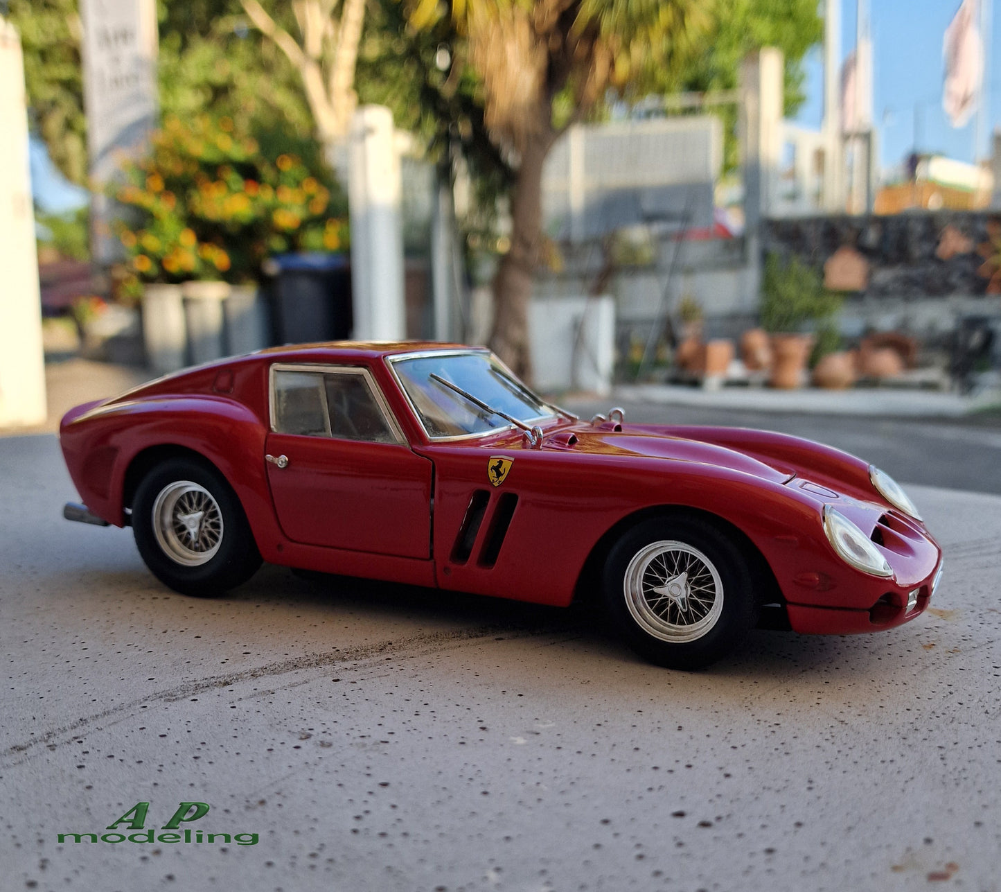 modellino auto scala 1/18 ferrari 250 gto della hot wheels macchinina vintage