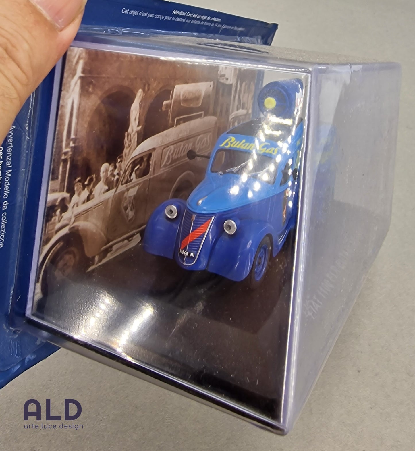 modellino furgone 1/43 Fiat 1100 ELR - butangas 1948 auto vintage pubblicità