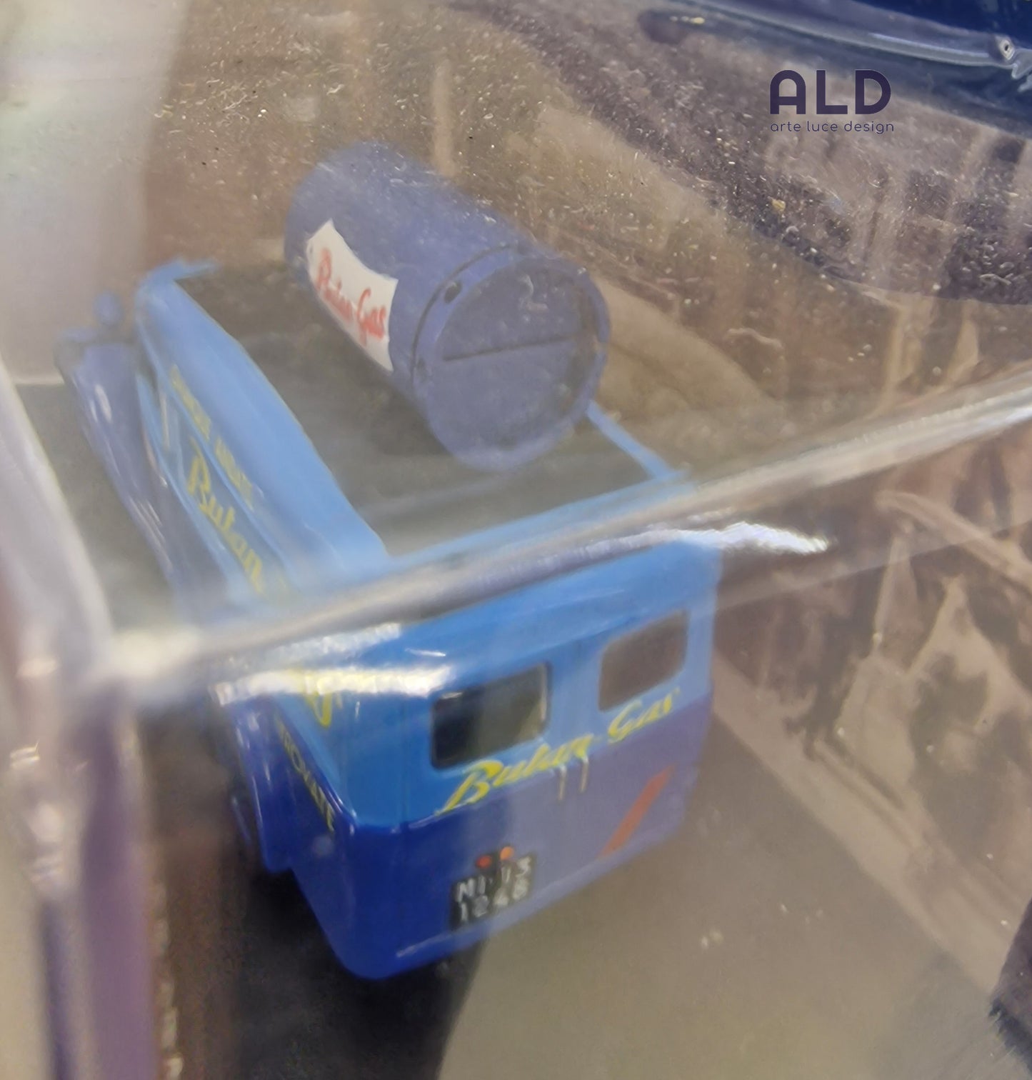 modellino furgone 1/43 Fiat 1100 ELR - butangas 1948 auto vintage pubblicità