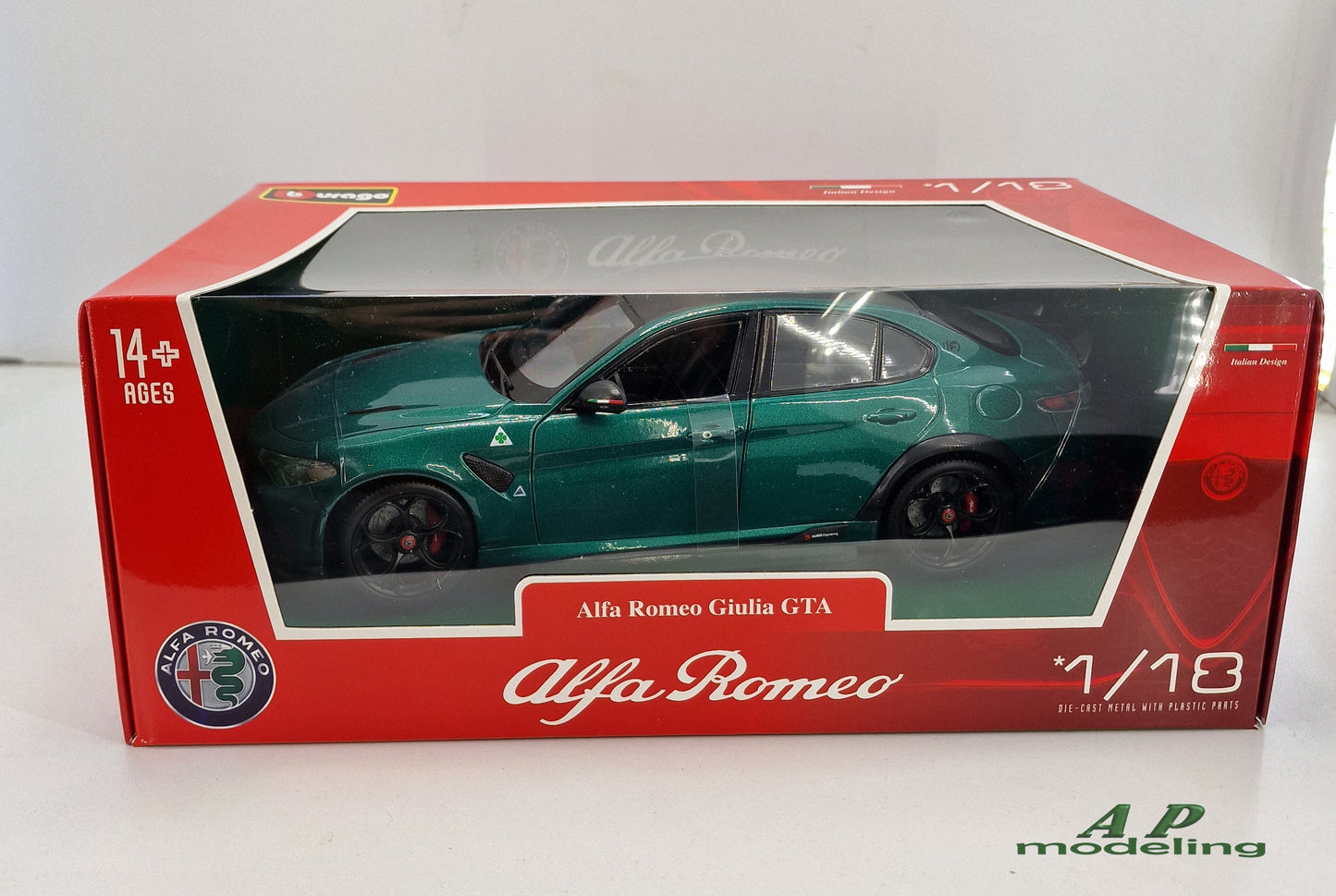 modellino auto 1/18 alfa romeo giulia GTA modellini da collezione bburago