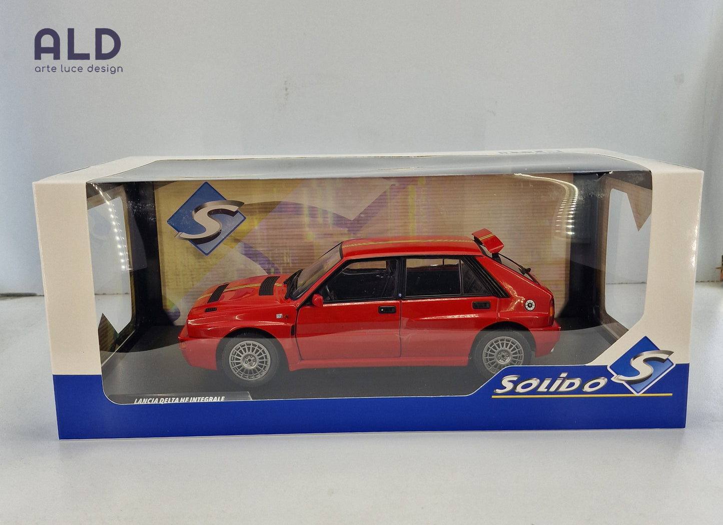 modellino auto 1/18 lancia delta HF integrale macchinina da collezione die cast