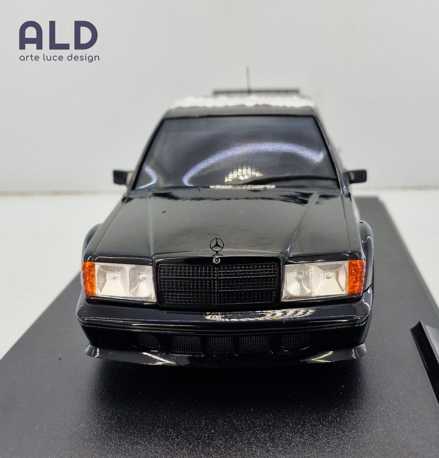 modellino auto scala 1/18 mercedes 190 evo 2 w201 modellini della solido