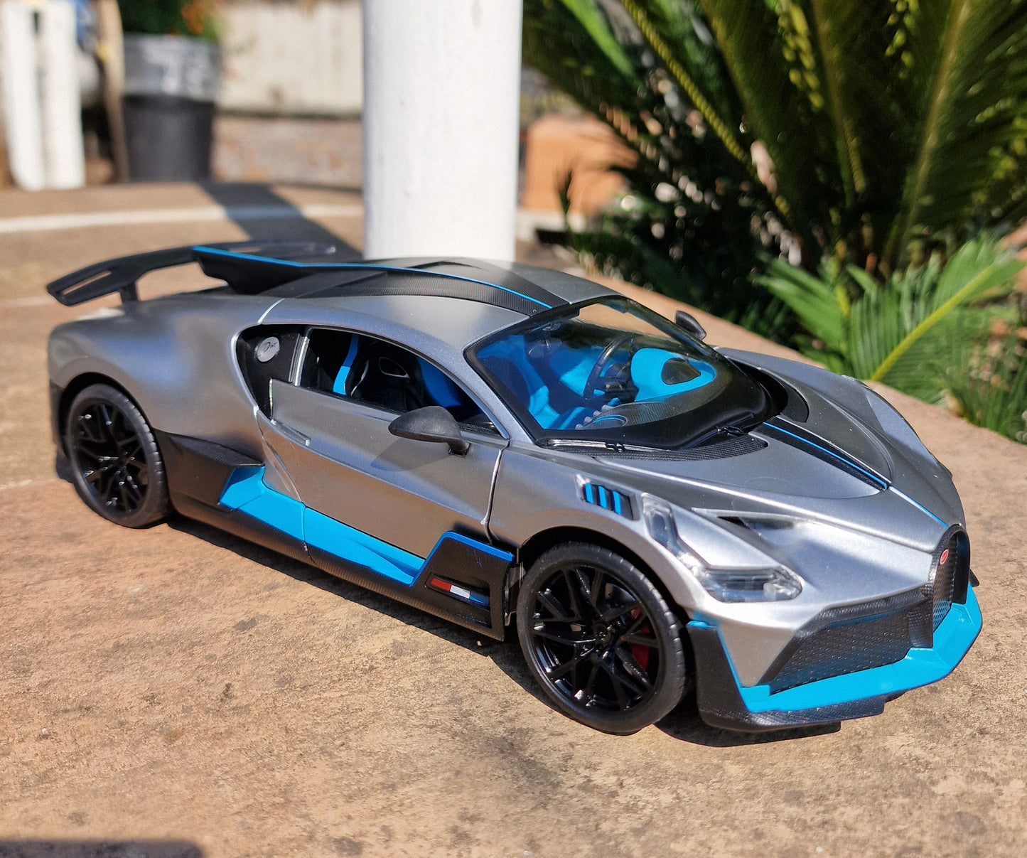 modellino auto scala 1/18 bugatti divo modellini da collezione die cast