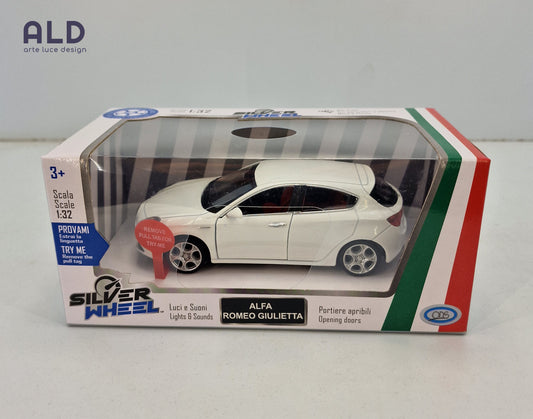 modellino auto scala 1/32 alfa romeo giulietta modellini da collezione
