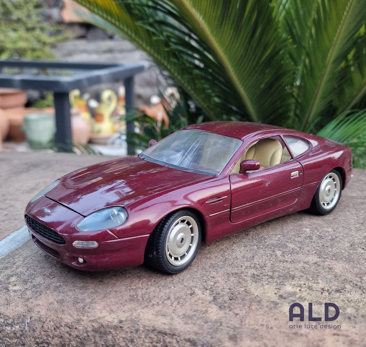 modellino auto scala 1/18 Aston martin DB7 coupè modellini die cast collezione