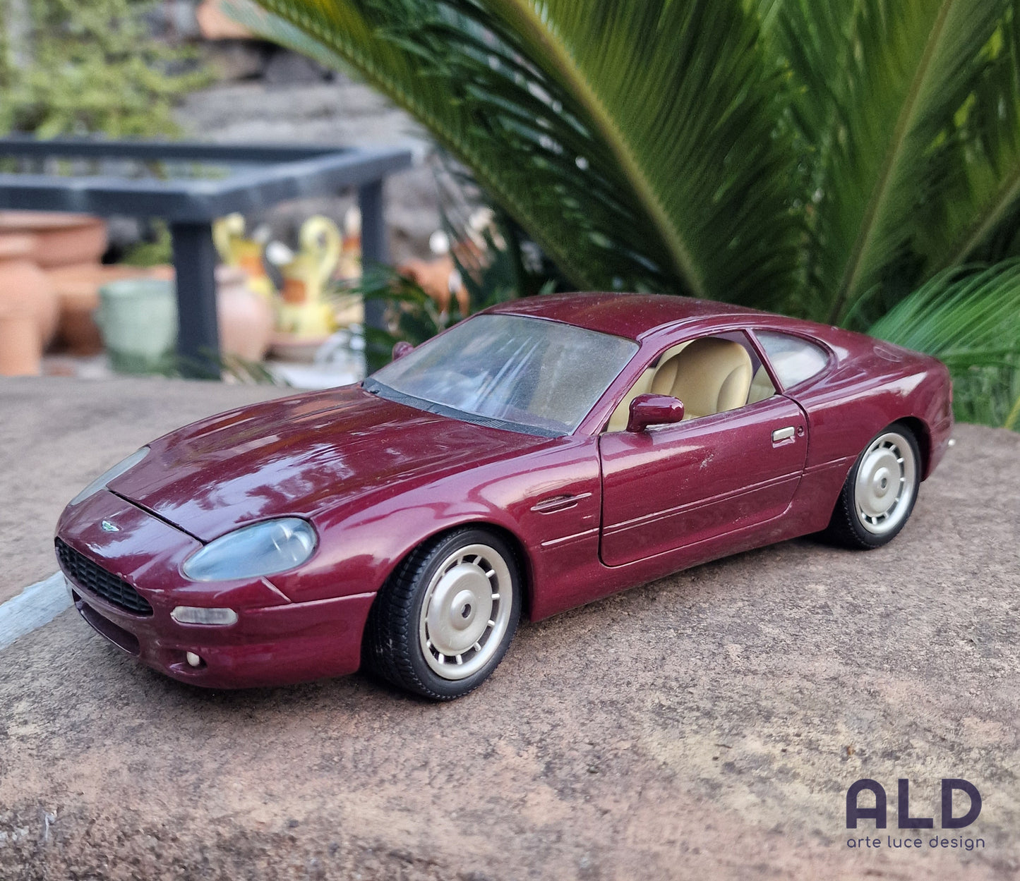modellino auto scala 1/18 Aston martin DB7 coupè modellini die cast collezione