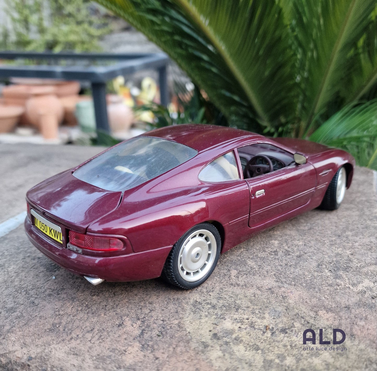 modellino auto scala 1/18 Aston martin DB7 coupè modellini die cast collezione