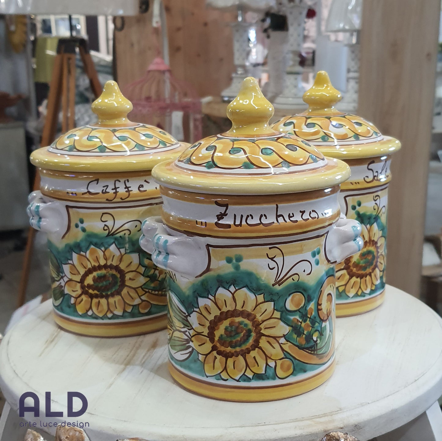 Tris barattoli da cucina sale zucchero e caffè in ceramica di Caltagirone