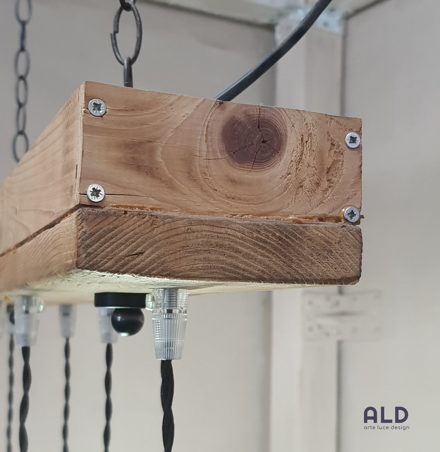 Lampadario a sospensione  da bar taverna pub sala giochi con bottiglie pendenti