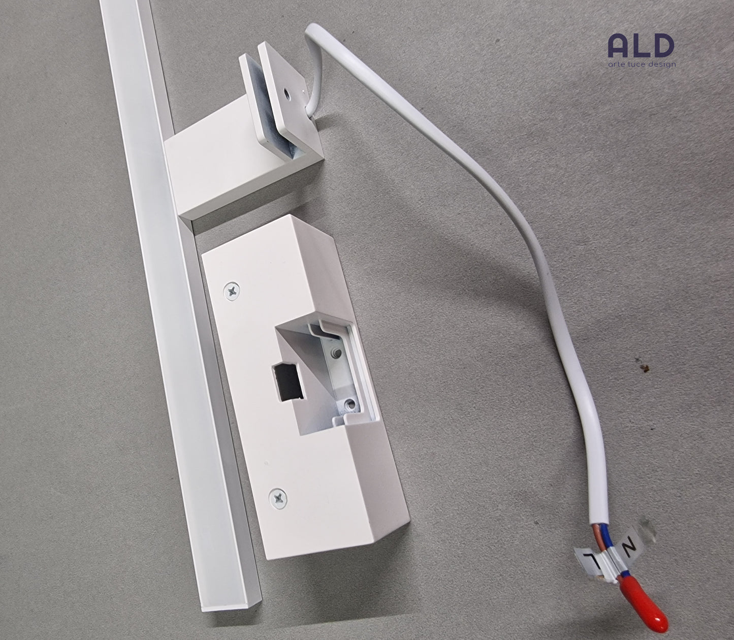 Lampada led da specchio alluminio bianco applique da bagno spot per interno 7w