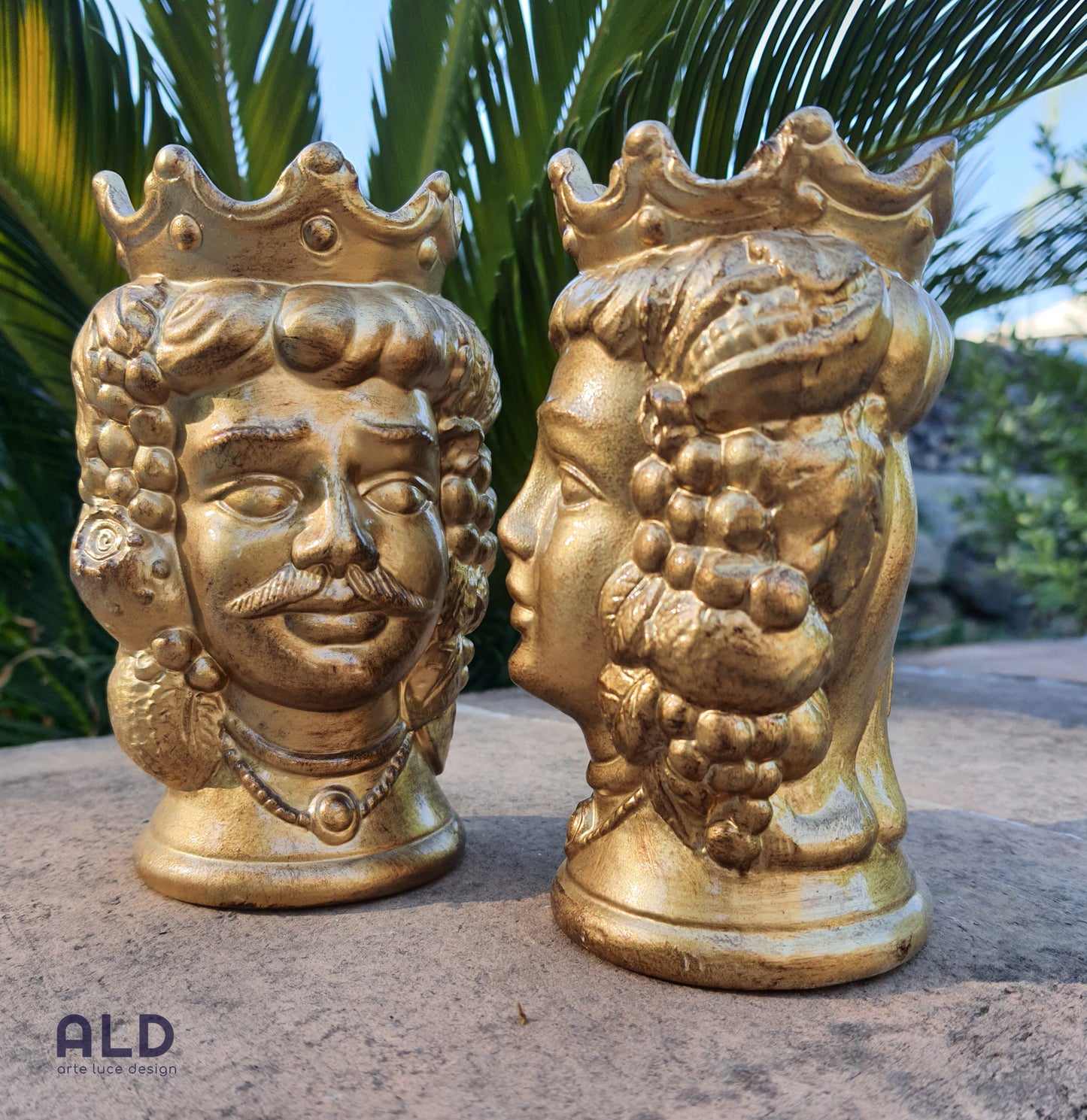 Teste di moro in terracotta decorata coppia soprammobili oro altezza 14cm