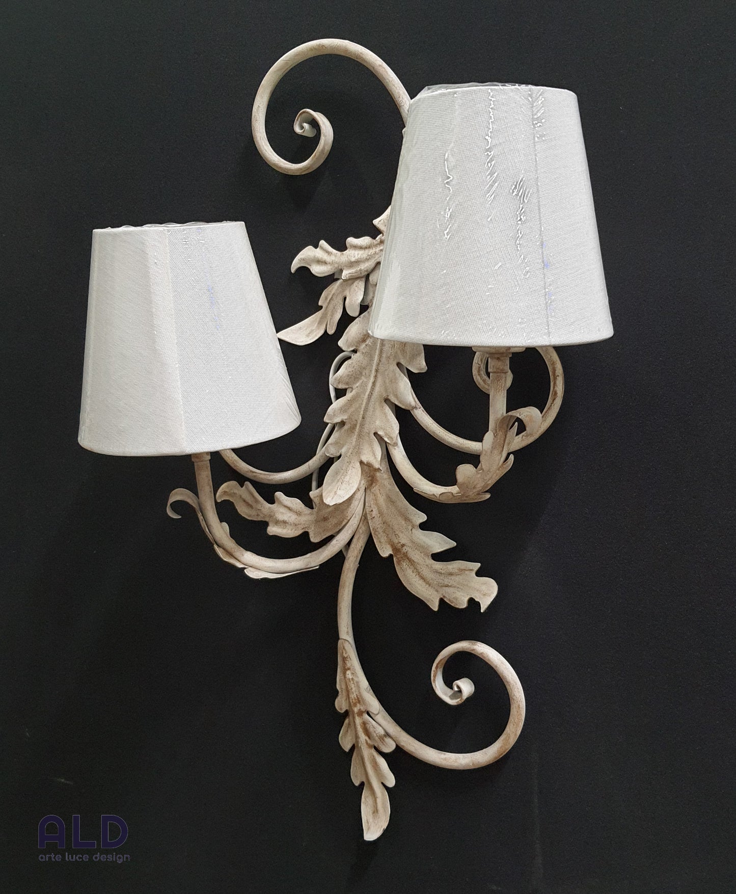 Applique a 2 luci e14 stile shabby lampada grande da parete in ferro battuto