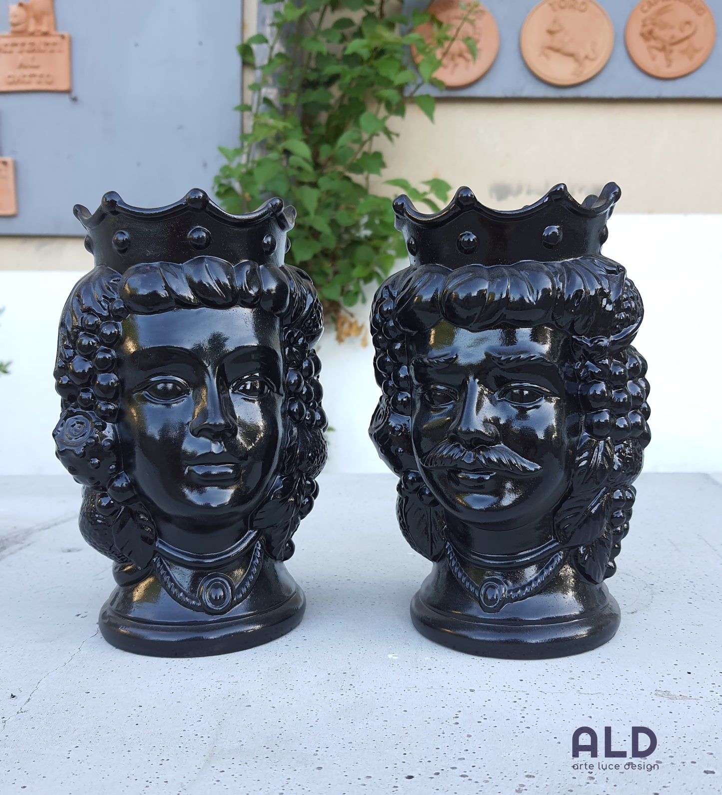 Teste di moro in terracotta decorata coppia soprammobili neri altezza 18cm